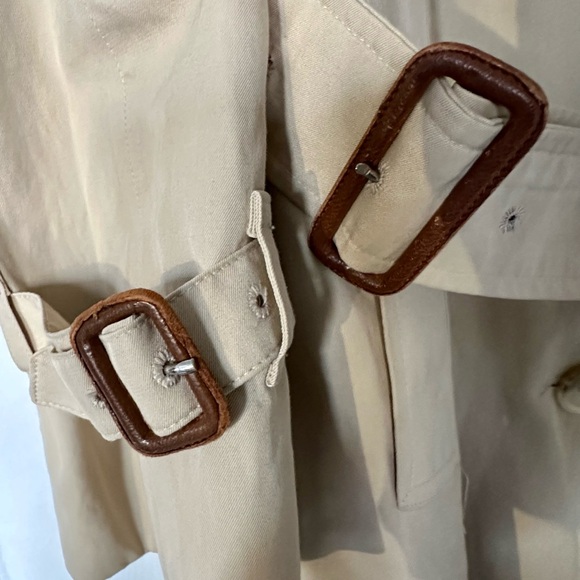 Burberry Beige Trench Coat Sz 8 Petite Made in England - Picture 7 of 16